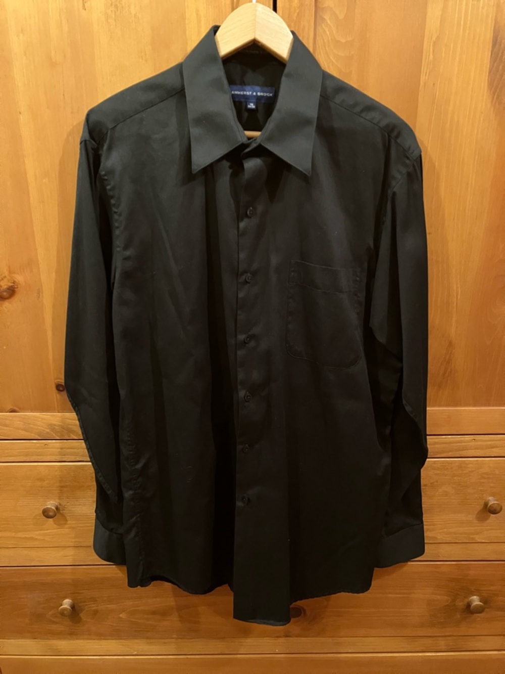 Amherst & Brock Men's Black Dress Shirt